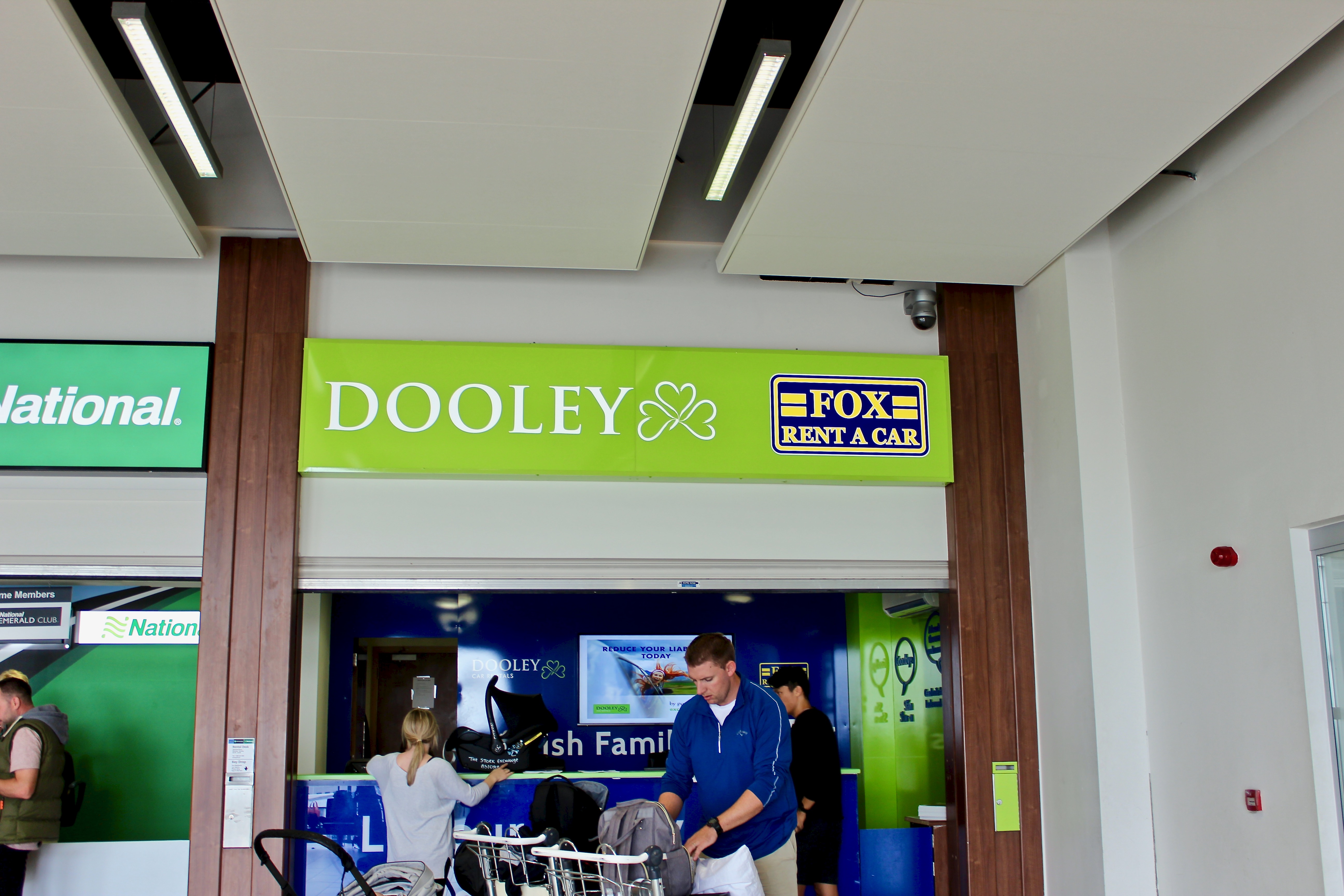 Dooleys Desk Dublin Terminal 1